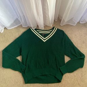 V Neck Hunter Green Sweater